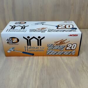 Tony Stewart NASCAR #20 1:24 Scale Car Habitat for Humanity 1999 Pontiac New